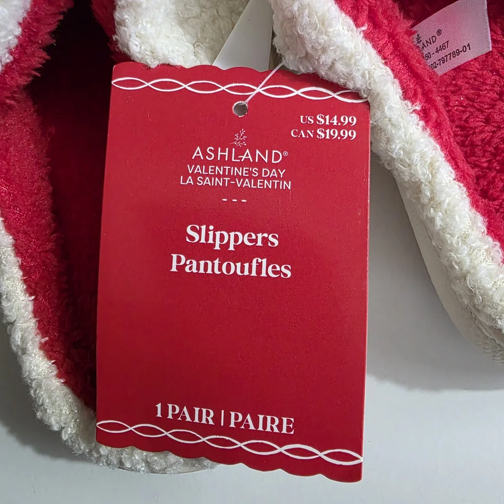 Ashland Cream Kids Slippers with Red Cherry Motif Various Sizes Available NEW